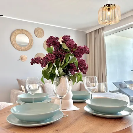 Pod Brzozami Sunset 公寓 尤斯托尼莫斯基